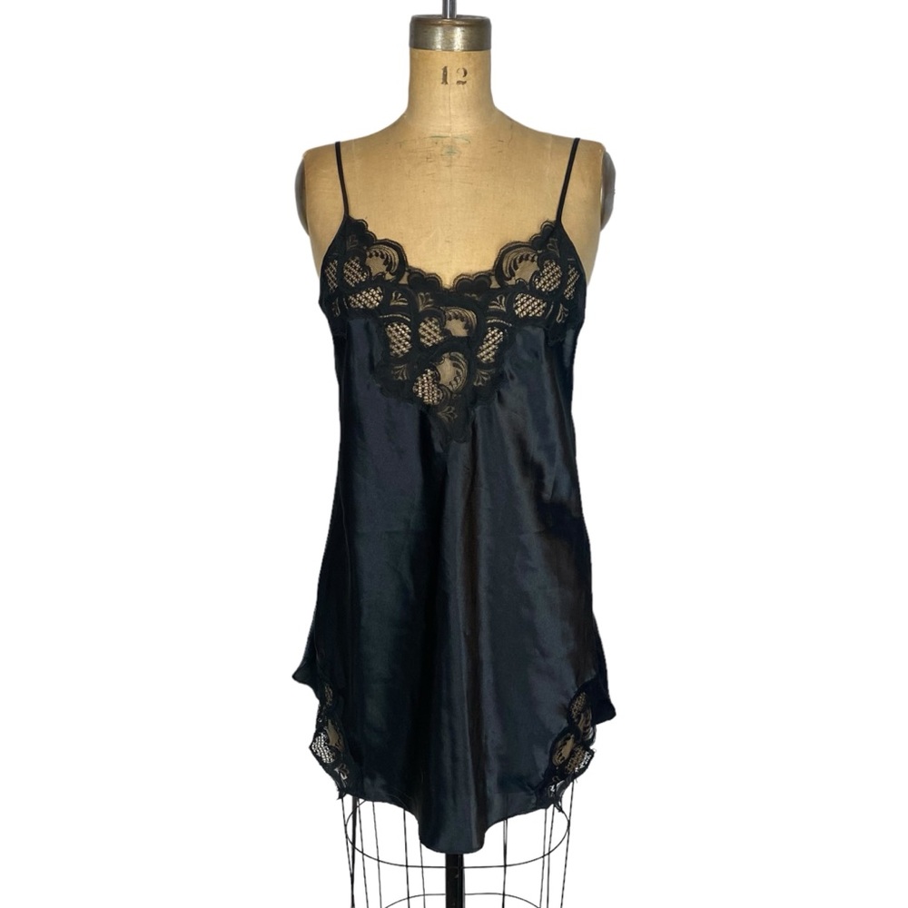 Victoria’s Secret Vintage Gold Label Black Satin Lace Slip Nightgown Size M